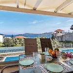Evagelia Luxury 2 Nikiana